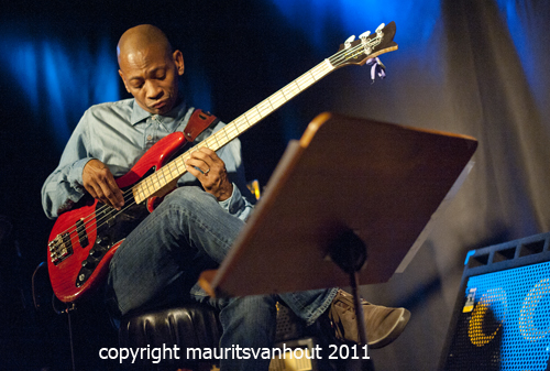 reggie washington live at porgy and bess