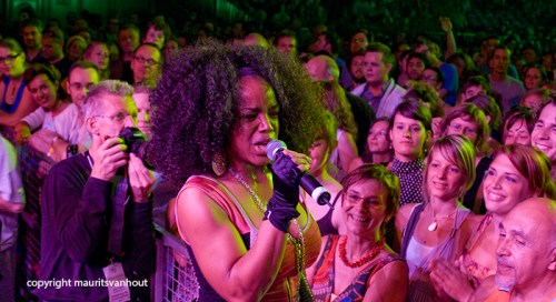 Sfeer tijdens optreden Leela James Gent Jazz 2009.
