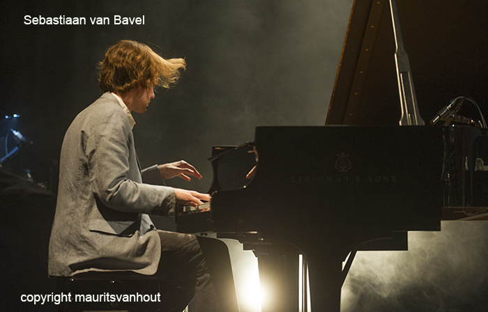 Van Bavel trio_087