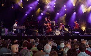 Mark Guiiani performs with KCA students at Jazz Middelheim