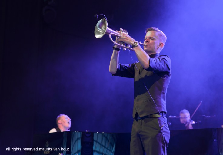 Teus Nobel and Jef Neve (piano) by jazzphotographer maurits van hout