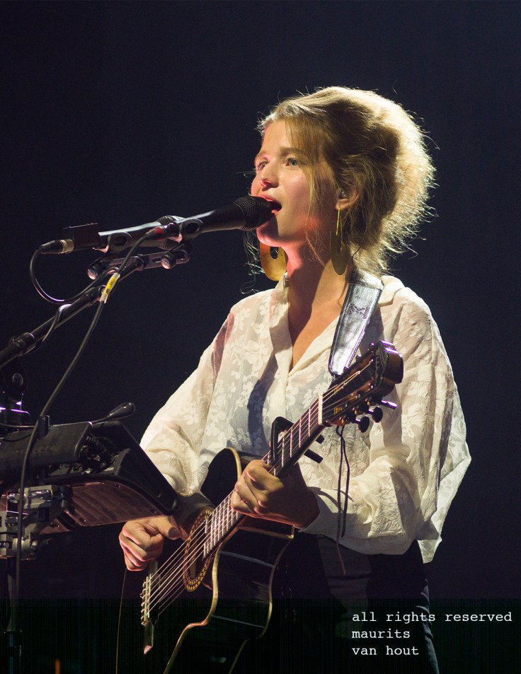 Selah Sue by Maurits van Hout